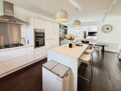 Images for Bramley Road, Bramhall EAID:mosleyjaapi BID:1