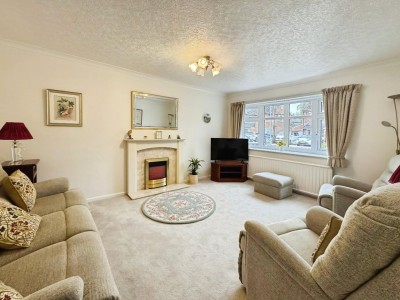 Images for Newlands Drive, Wilmslow EAID:mosleyjaapi BID:2
