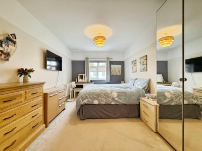 Images for Glendene Avenue, Bramhall EAID:mosleyjaapi BID:1