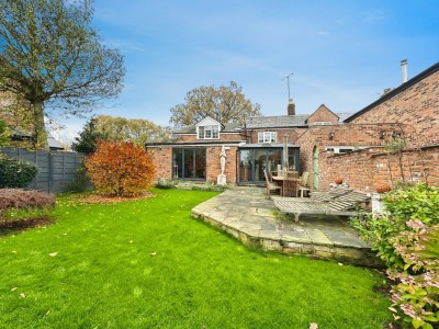 Images for Smithy Cottage, Adlington Road, Wilmslow EAID:mosleyjaapi BID:2