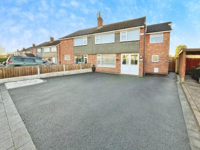 Images for Lyndhurst Avenue, Hazel Grove EAID:mosleyjaapi BID:1