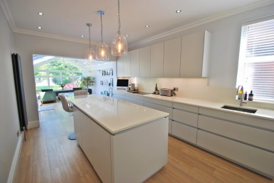 Images for Hilltop Avenue, Cheadle Hulme, Cheadle EAID:mosleyjaapi BID:1