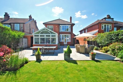 Images for Hilltop Avenue, Cheadle Hulme, Cheadle EAID:mosleyjaapi BID:1