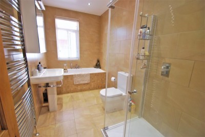 Images for Hilltop Avenue, Cheadle Hulme, Cheadle EAID:mosleyjaapi BID:1