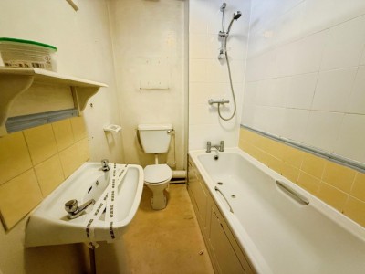 Images for Brixham Walk, Bramhall, Stockport EAID:mosleyjaapi BID:1