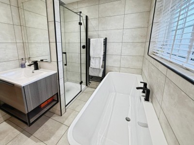 Images for Ashley Drive, Bramhall, Stockport EAID:mosleyjaapi BID:1