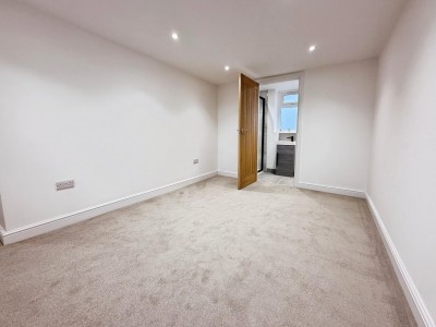 Images for Eskdale Avenue, Bramhall EAID:mosleyjaapi BID:1