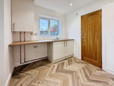 Images for Eskdale Avenue, Bramhall EAID:mosleyjaapi BID:1