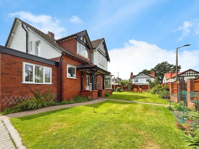 Images for Holly Road, Bramhall