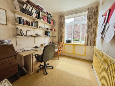 Images for Holly Road, Bramhall EAID:mosleyjaapi BID:1