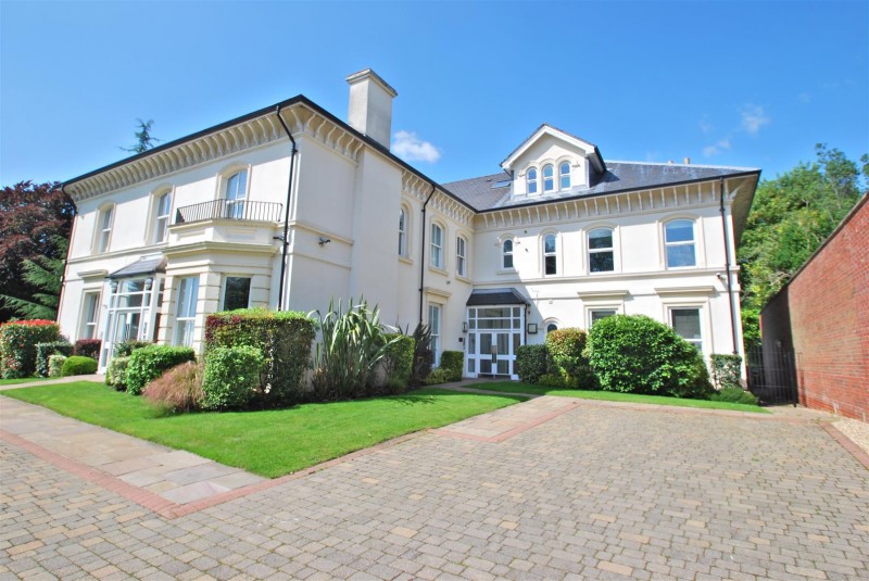 Images for St. Hilarys Park, Alderley Edge