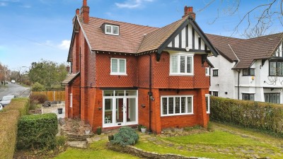 Images for Woodford Road, Bramhall, Cheshire EAID:mosleyjaapi BID:1