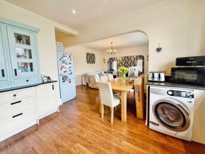 Images for Woodford Road, Bramhall, Cheshire EAID:mosleyjaapi BID:1