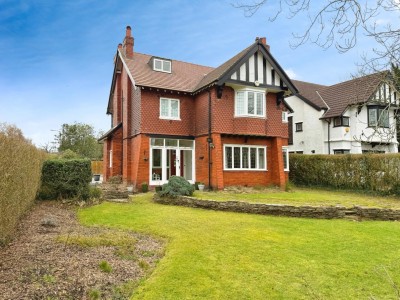 Images for Woodford Road, Bramhall, Cheshire EAID:mosleyjaapi BID:1