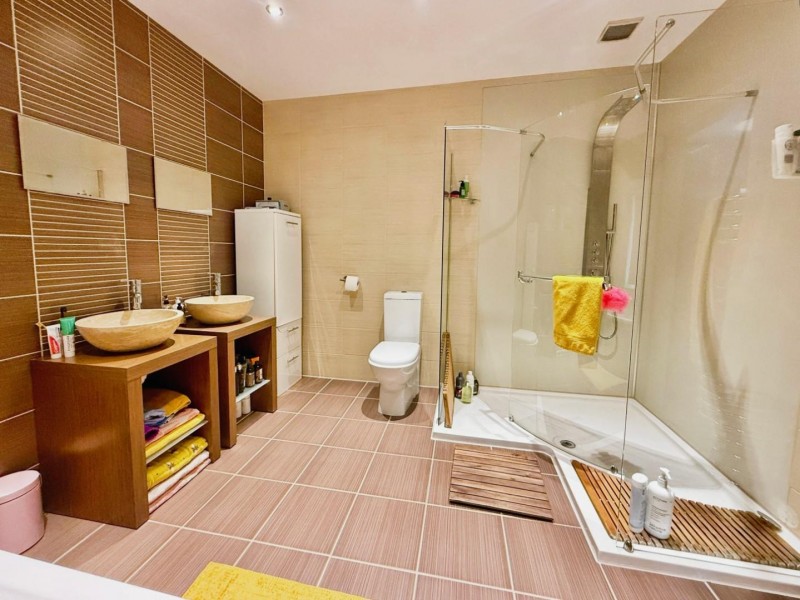 Images for Woodford Road, Bramhall, Cheshire