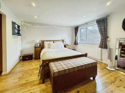 Images for Hazelwood Road, Wilmslow EAID:mosleyjaapi BID:2