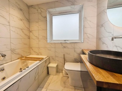 Images for Hazelwood Road, Wilmslow EAID:mosleyjaapi BID:2