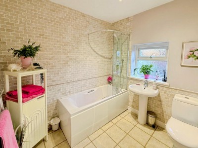 Images for Linney Road, Bramhall EAID:mosleyjaapi BID:1