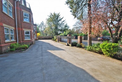 Images for Cedar Park, Bramhall, Stockport EAID:mosleyjaapi BID:1