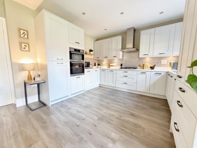 Images for Lancastrian Way, Woodford EAID:mosleyjaapi BID:1