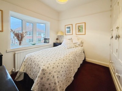 Images for Earle Road, Bramhall EAID:mosleyjaapi BID:1