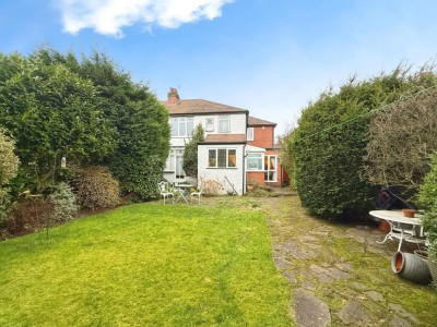 Images for Earle Road, Bramhall EAID:mosleyjaapi BID:1