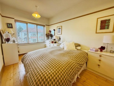 Images for Earle Road, Bramhall EAID:mosleyjaapi BID:1