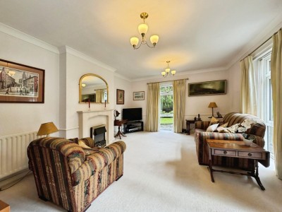 Images for Hurst Lea Court, Alderley Edge EAID:mosleyjaapi BID:2