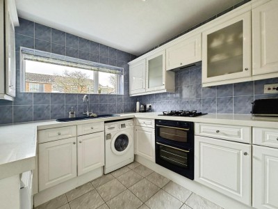 Images for Hurst Lea Court, Alderley Edge EAID:mosleyjaapi BID:2