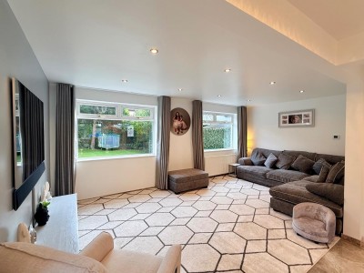 Images for Poole Close, Bramhall EAID:mosleyjaapi BID:1