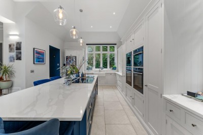 Images for Bramhall Lane South, Bramhall EAID:mosleyjaapi BID:1