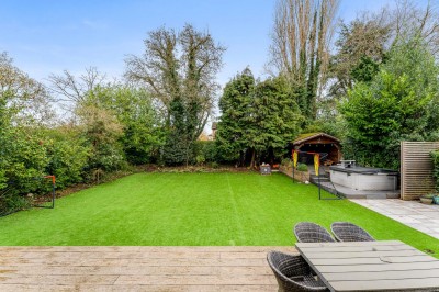 Images for Bramhall Lane South, Bramhall EAID:mosleyjaapi BID:1