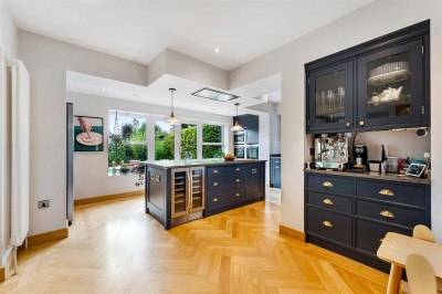 Images for Fairbourne Drive, Wilmslow EAID:mosleyjaapi BID:2