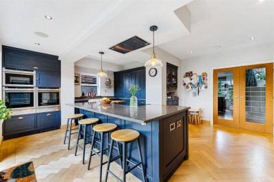 Images for Fairbourne Drive, Wilmslow EAID:mosleyjaapi BID:2