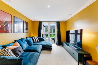 Images for Fairbourne Drive, Wilmslow EAID:mosleyjaapi BID:2