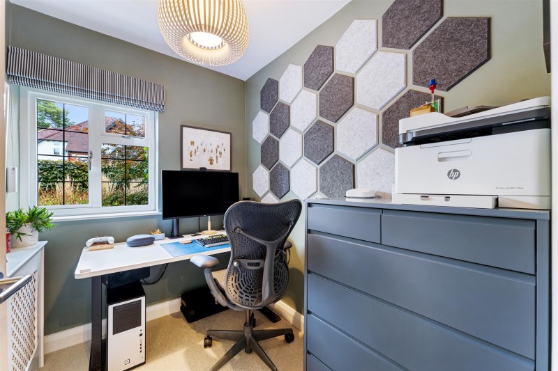 Images for Fairbourne Drive, Wilmslow