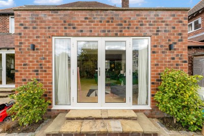 Images for Fairbourne Drive, Wilmslow EAID:mosleyjaapi BID:2