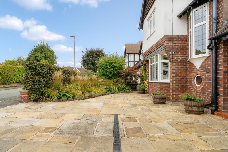 Images for Fairbourne Drive, Wilmslow