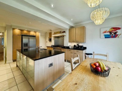 Images for Fairbourne Drive, Wilmslow EAID:mosleyjaapi BID:2