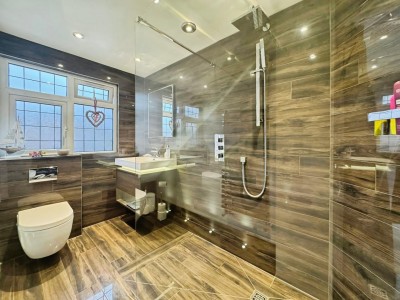 Images for Fairbourne Drive, Wilmslow EAID:mosleyjaapi BID:2