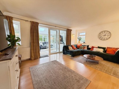 Images for Fairway, Bramhall EAID:mosleyjaapi BID:1