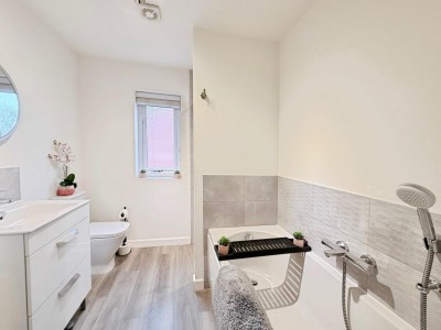 Images for Brocklehurst Crescent, Poynton EAID:mosleyjaapi BID:1