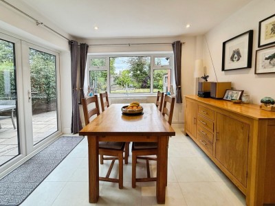 Images for North Park Road, Bramhall, Cheshire EAID:mosleyjaapi BID:1