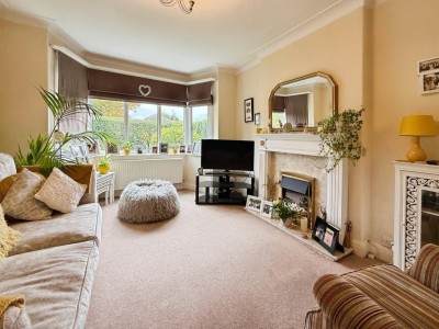 Images for Ravenoak Road, Cheadle Hulme EAID:mosleyjaapi BID:1