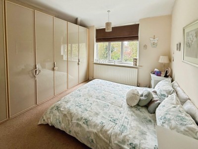 Images for Ravenoak Road, Cheadle Hulme EAID:mosleyjaapi BID:1