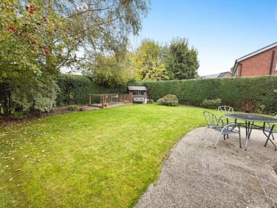 Images for Ravenoak Road, Cheadle Hulme EAID:mosleyjaapi BID:1