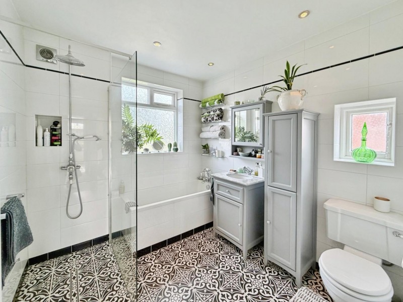 Images for Woodend Road, Davenport