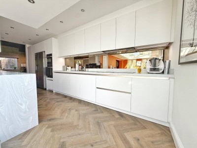 Images for Woodford Road, Bramhall EAID:mosleyjaapi BID:1