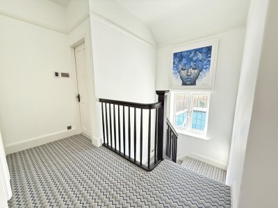 Images for Woodford Road, Bramhall EAID:mosleyjaapi BID:1