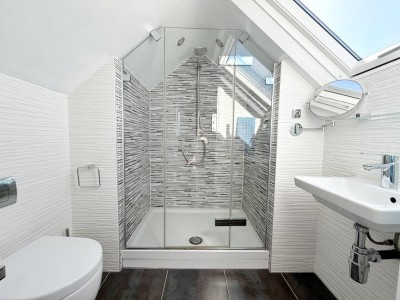 Images for Woodford Road, Bramhall EAID:mosleyjaapi BID:1